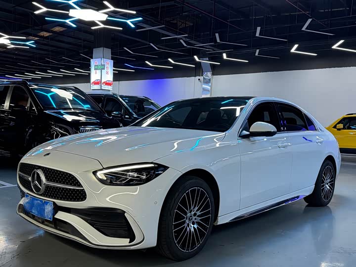 Фото 1 - Mercedes-Benz C-Class