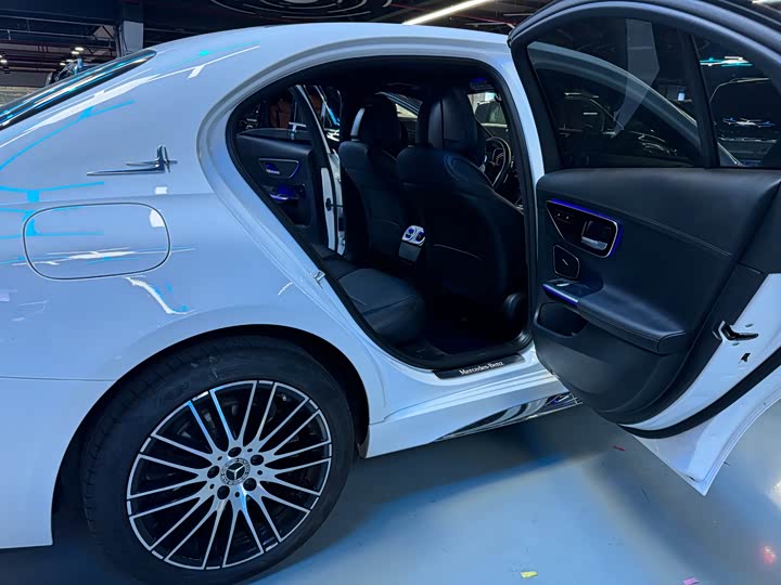 Фото 12 - Mercedes-Benz C-Class