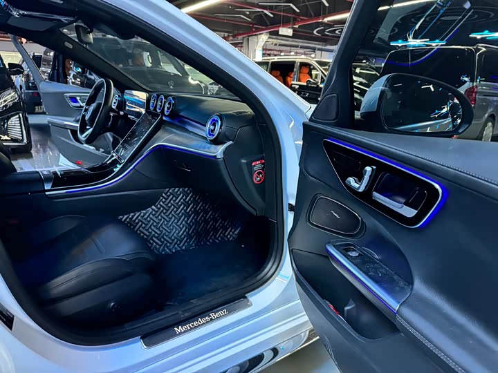 Фото 15 - Mercedes-Benz C-Class