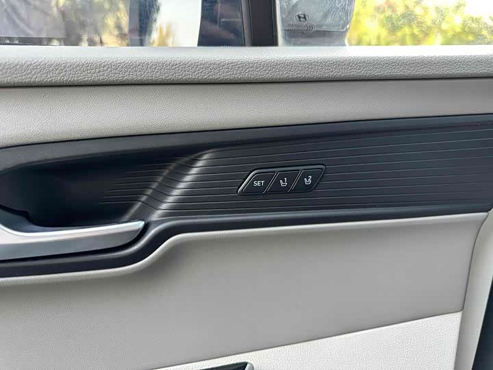 Фото 12 - Hyundai Custo