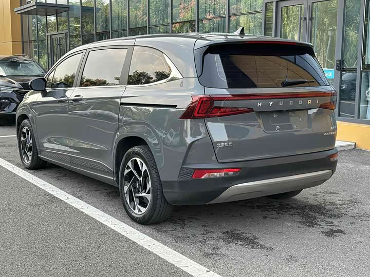 Фото 14 - Hyundai Custo