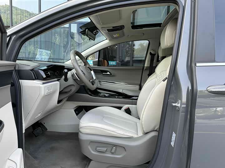 Фото 3 - Hyundai Custo