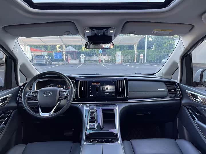 Фото 7 - GAC Trumpchi M8