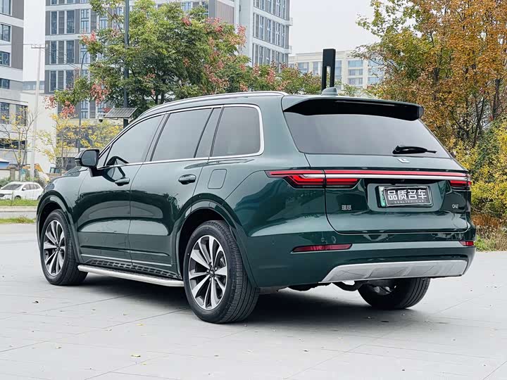 Фото 16 - LiXiang One