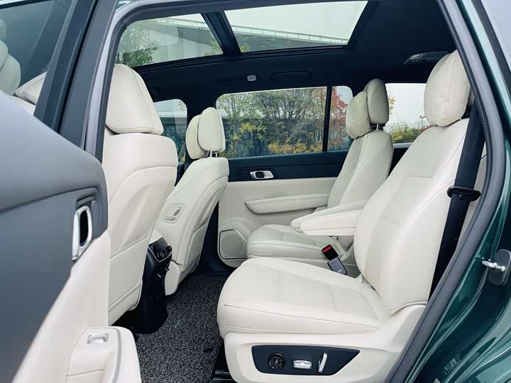 Фото 4 - LiXiang One