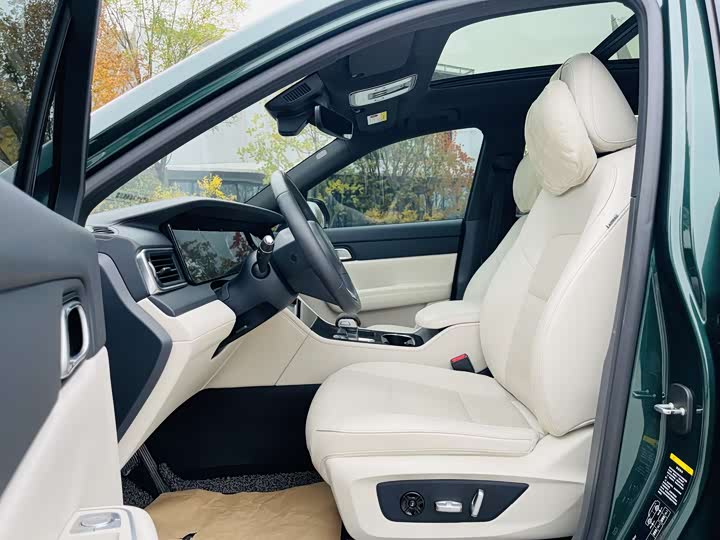 Фото 7 - LiXiang One