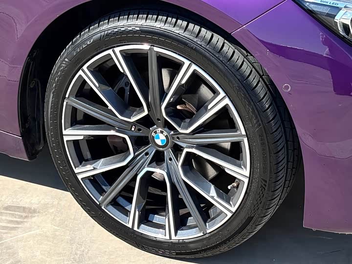 Фото 16 - BMW 7 Series