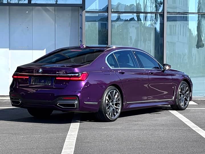 Фото 6 - BMW 7 Series