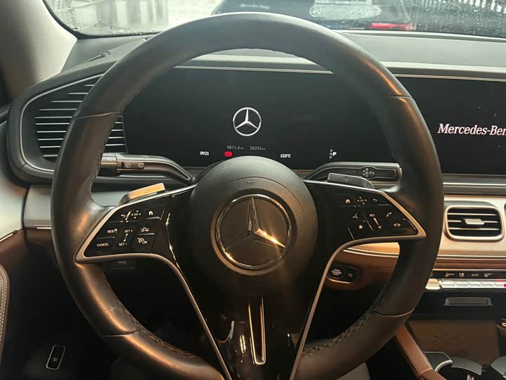 Фото 2 - Mercedes-Benz GLE-Class