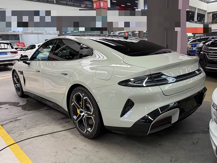 Фото 17 - Xiaomi SU7