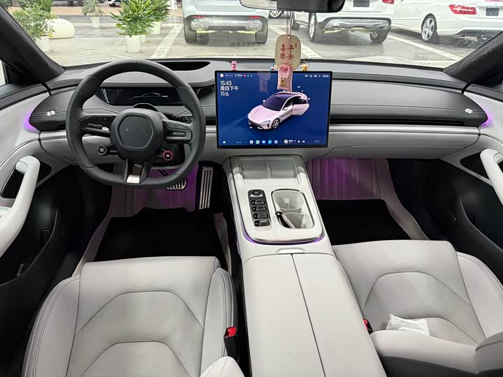 Фото 7 - Xiaomi SU7