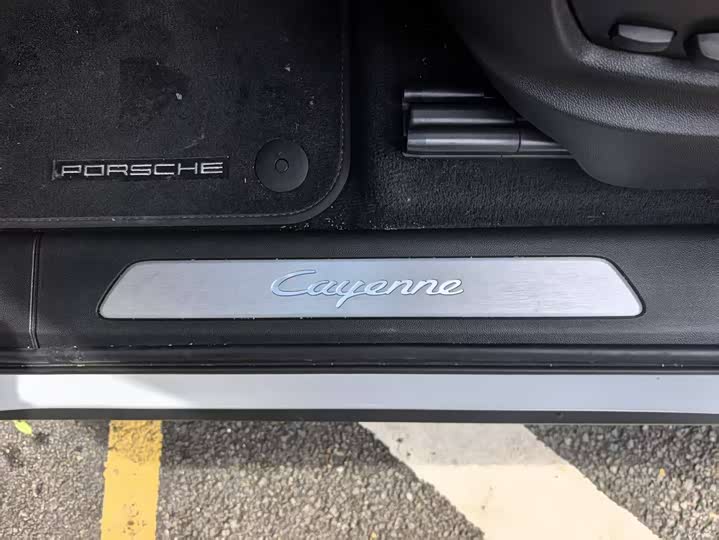 Фото 11 - Porsche Cayenne