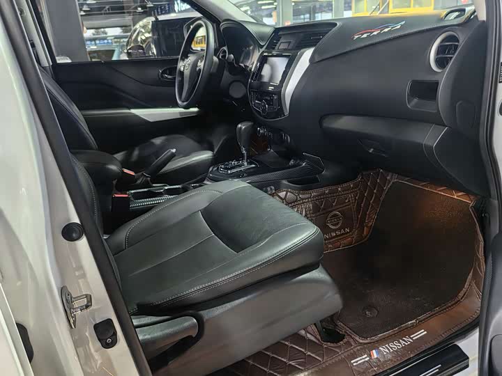 Фото 11 - Nissan Terra