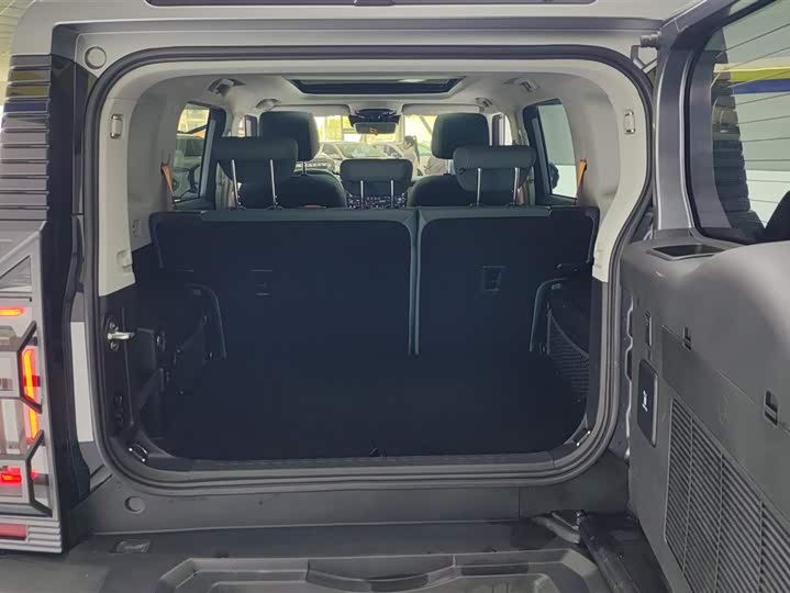 Фото 4 - Jetour T2