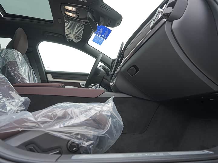 Фото 22 - Volvo S90