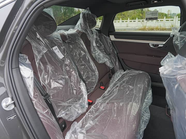 Фото 25 - Volvo S90