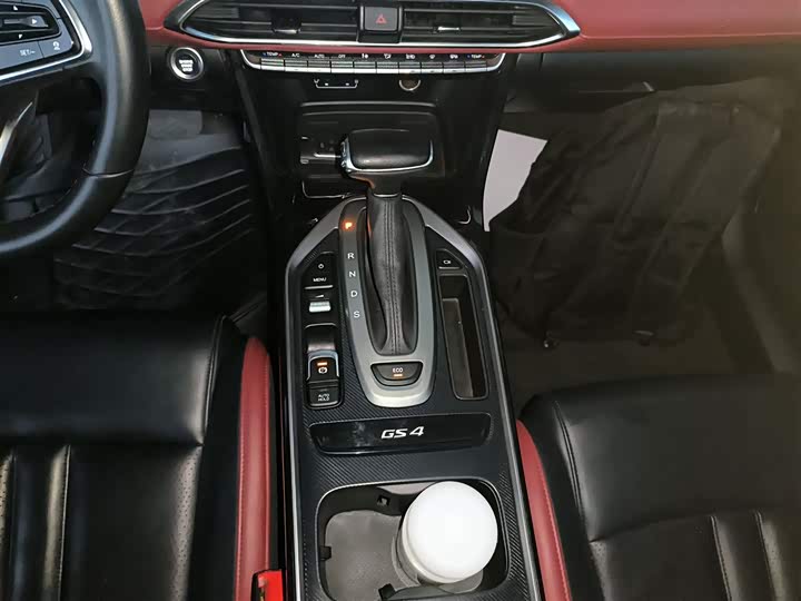 Фото 14 - GAC Trumpchi GS4