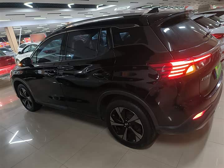 Фото 5 - GAC Trumpchi GS4