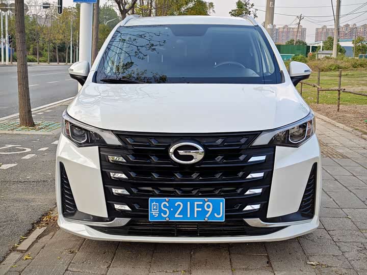 Фото 2 - GAC Trumpchi M6