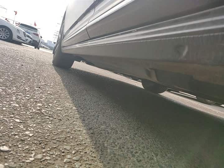 Фото 22 - Volkswagen Passat