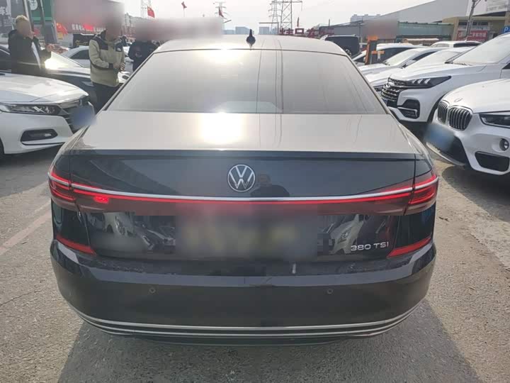 Фото 6 - Volkswagen Passat