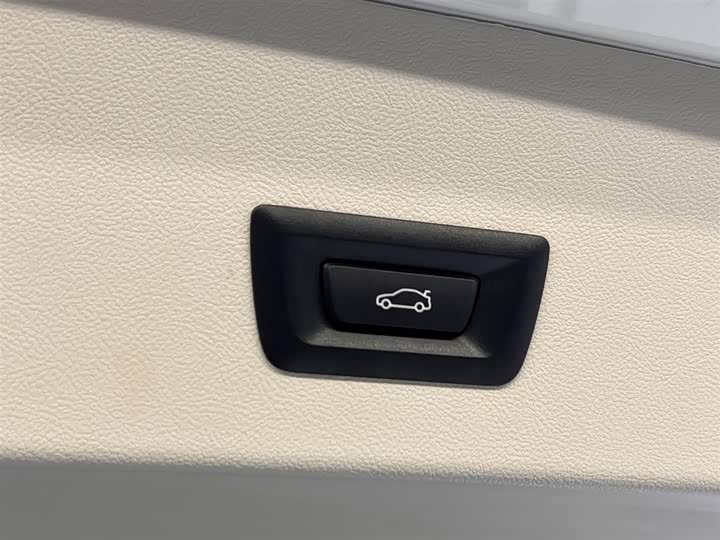 Фото 10 - BMW X4