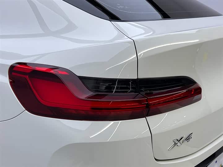 Фото 11 - BMW X4