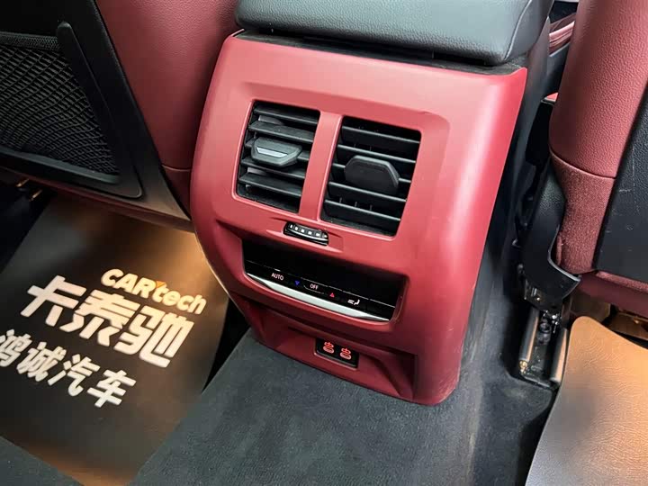 Фото 26 - BMW X4