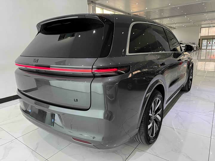 Фото 19 - LiXiang L8