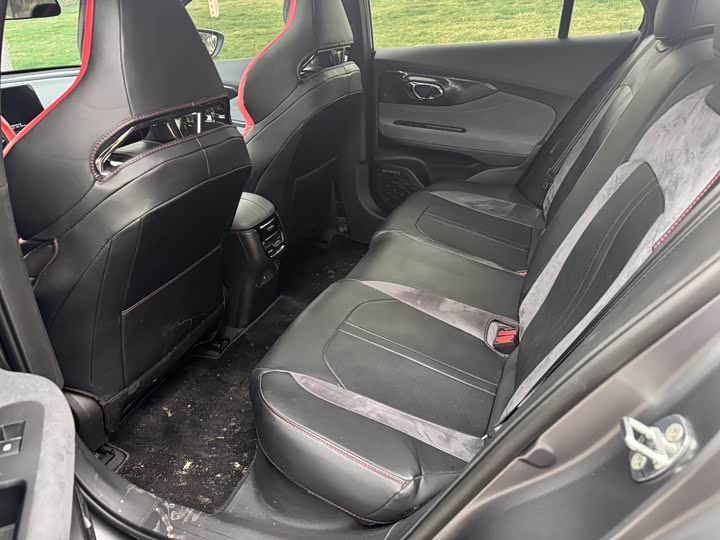 Фото 10 - GAC Trumpchi Empow R