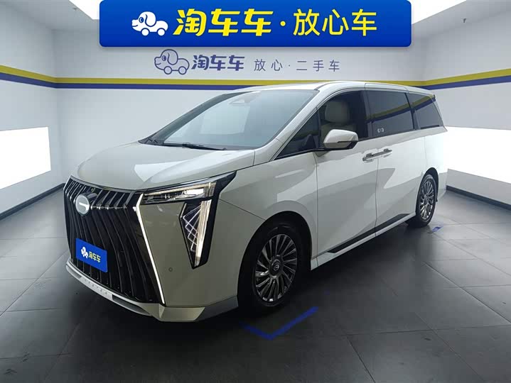 Фото 1 - GAC Trumpchi M8