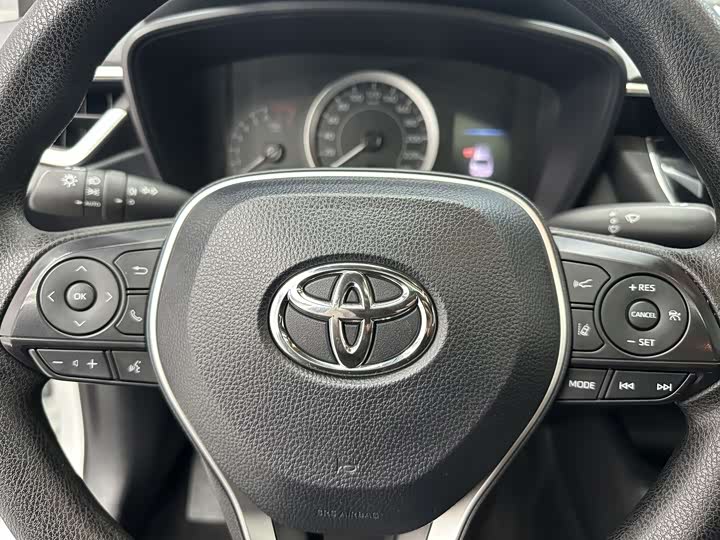 Фото 14 - Toyota Levin