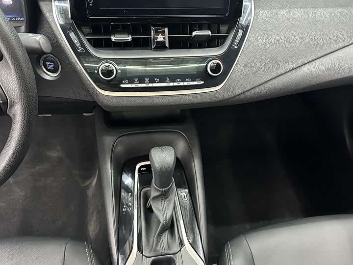 Фото 15 - Toyota Levin