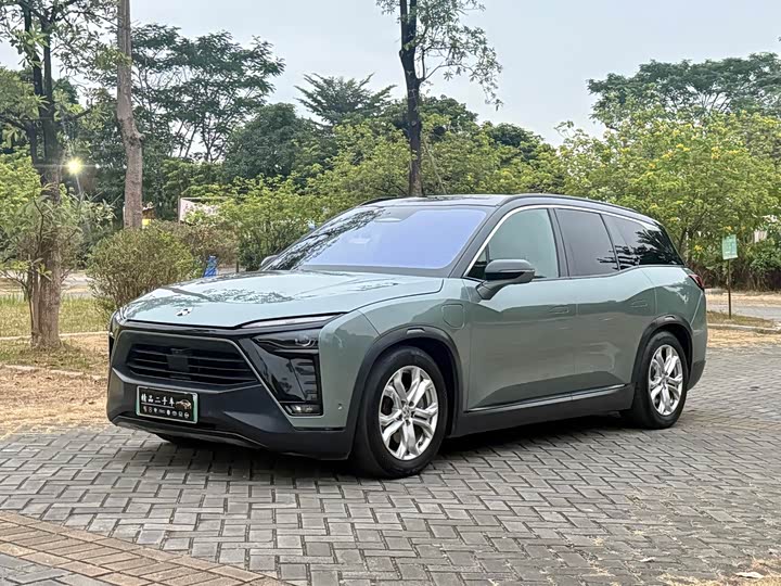 Фото 1 - Nio ES8