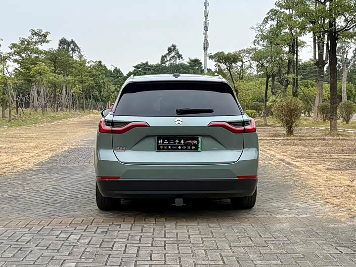 Фото 16 - Nio ES8