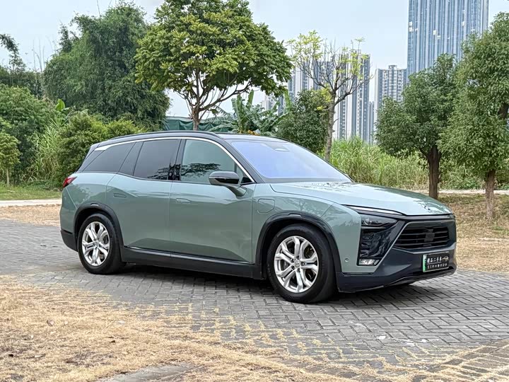 Фото 3 - Nio ES8