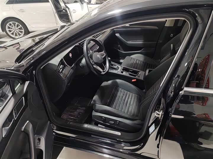 Фото 7 - Volkswagen Magotan