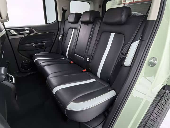 Фото 16 - Tank 300