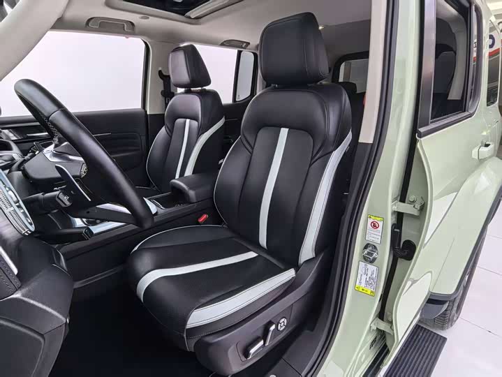 Фото 19 - Tank 300