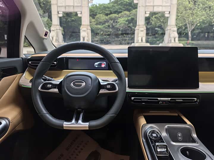 Фото 10 - GAC Trumpchi E8