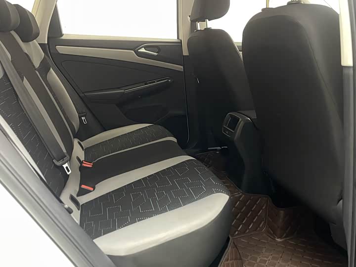 Фото 12 - Jetta VS5