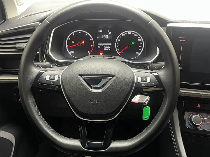 Фото 13 - Jetta VS5