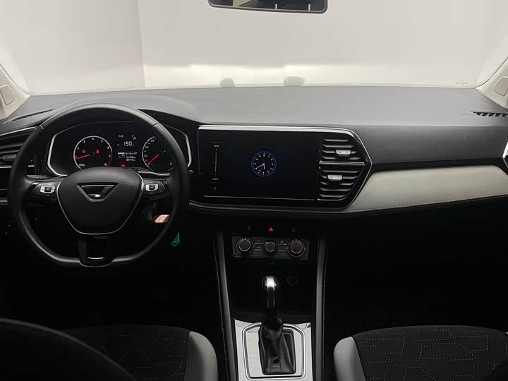 Фото 15 - Jetta VS5