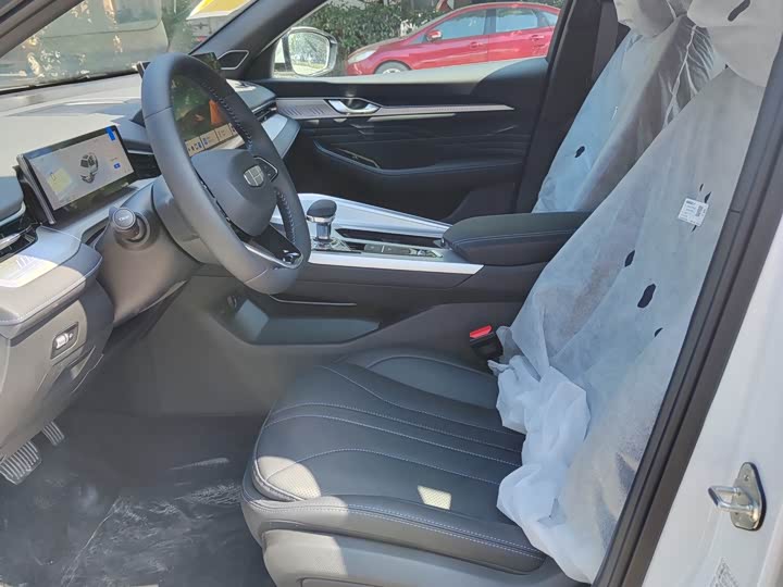 Photo 11 - Geely Preface