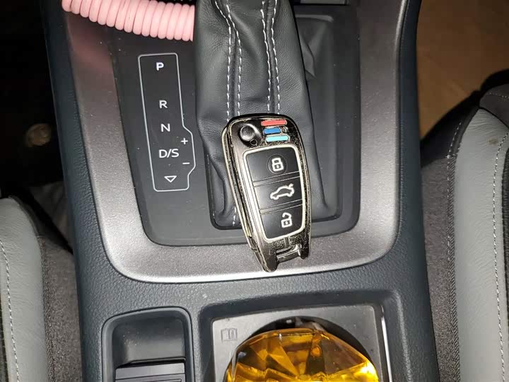 Фото 12 - Audi Q3