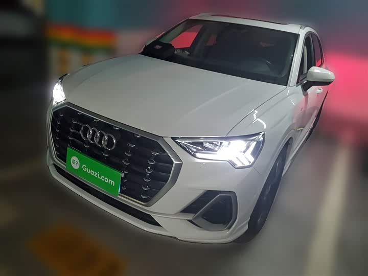 Фото 2 - Audi Q3