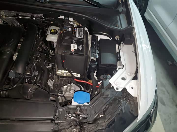 Фото 22 - Audi Q3