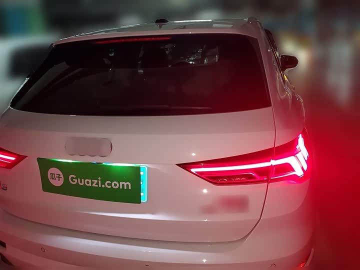 Фото 28 - Audi Q3