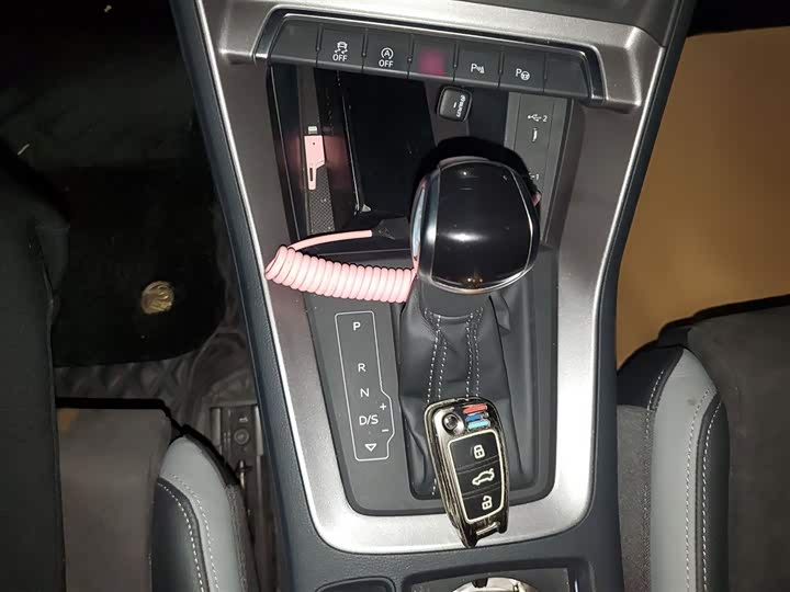 Фото 7 - Audi Q3