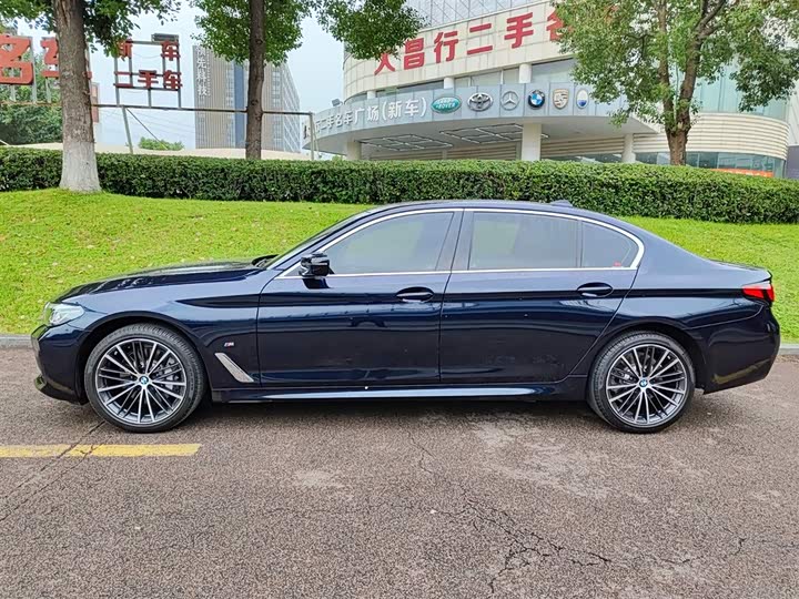 Фото 3 - BMW 5 Series